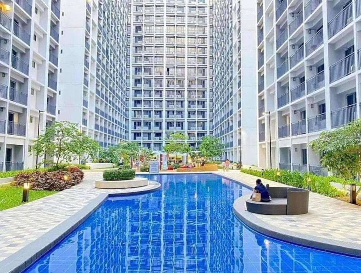 Deluxe Suites Razelles 2 At Shore 2 Residences Tower 1 Pasay Extérieur photo