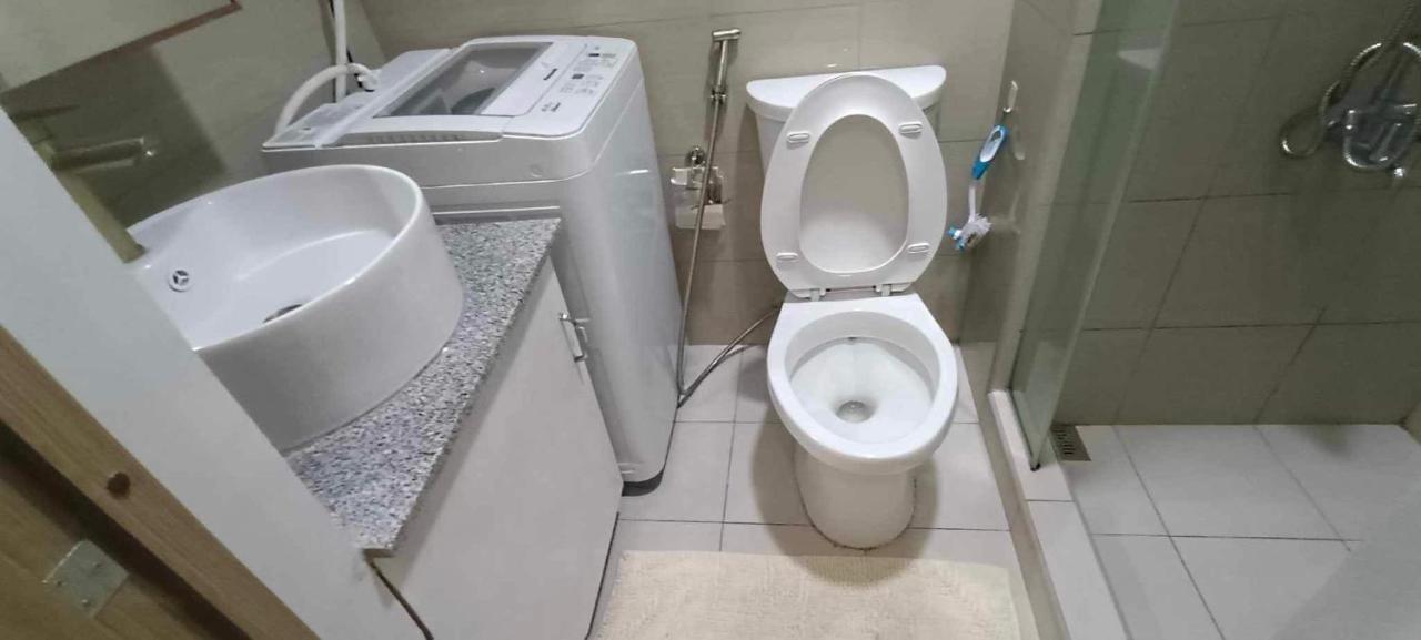 Deluxe Suites Razelles 2 At Shore 2 Residences Tower 1 Pasay Extérieur photo