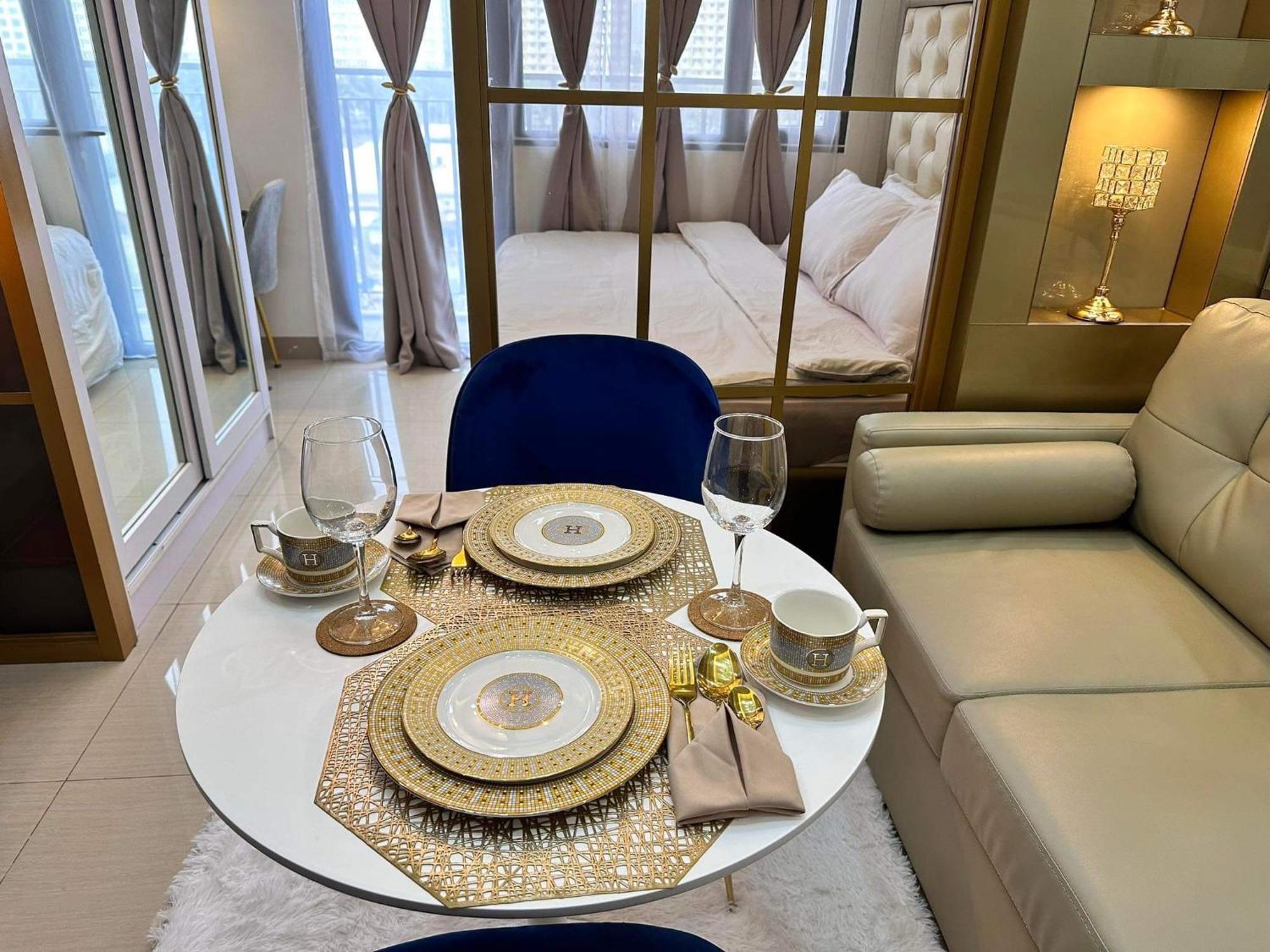 Deluxe Suites Razelles 2 At Shore 2 Residences Tower 1 Pasay Extérieur photo